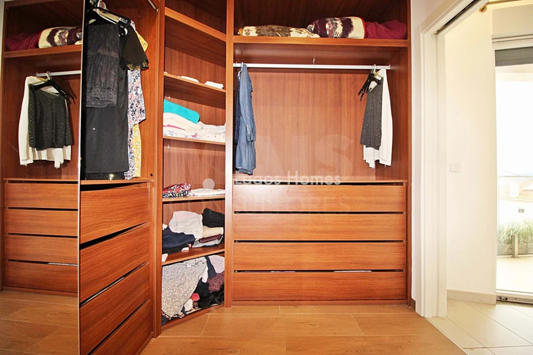 Moradia T5 para Venda em Póvoa de Santo Adrião e Olival Basto Foto 29