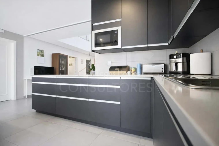 Moradia T5 para Venda em Póvoa de Santo Adrião e Olival Basto Foto 10