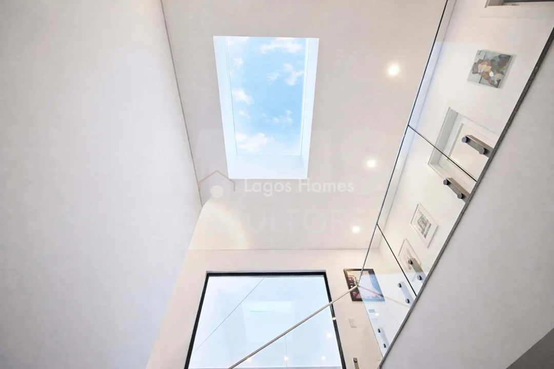 Moradia T5 para Venda em Póvoa de Santo Adrião e Olival Basto Foto 19