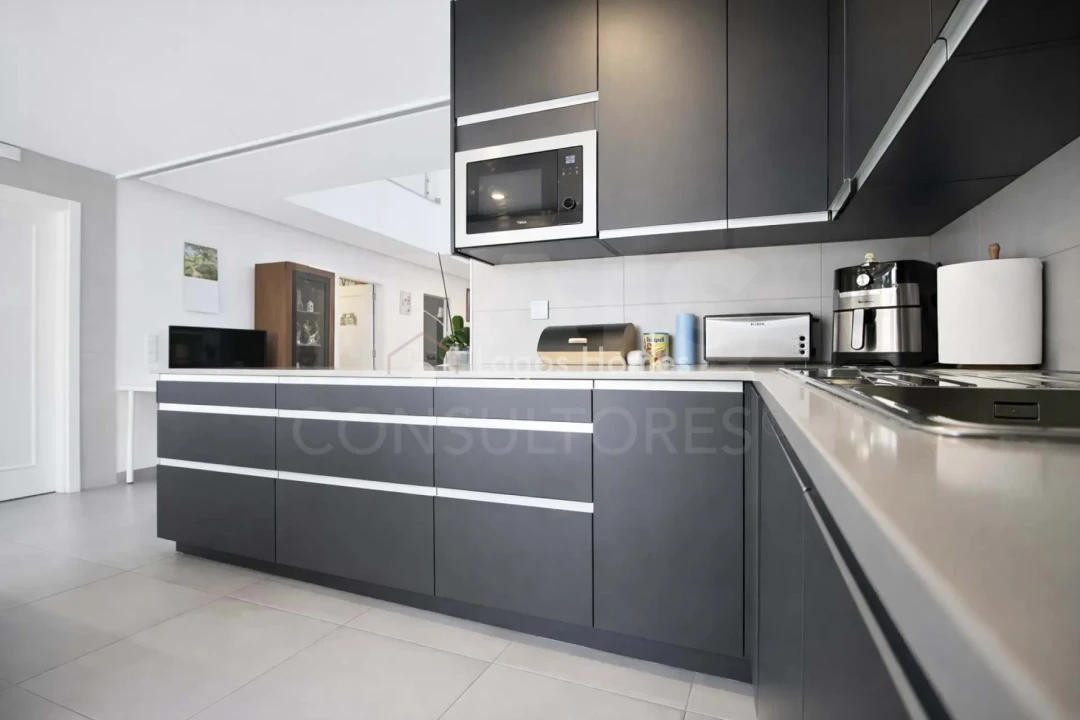 Moradia T5 para Venda em Póvoa de Santo Adrião e Olival Basto Foto 10