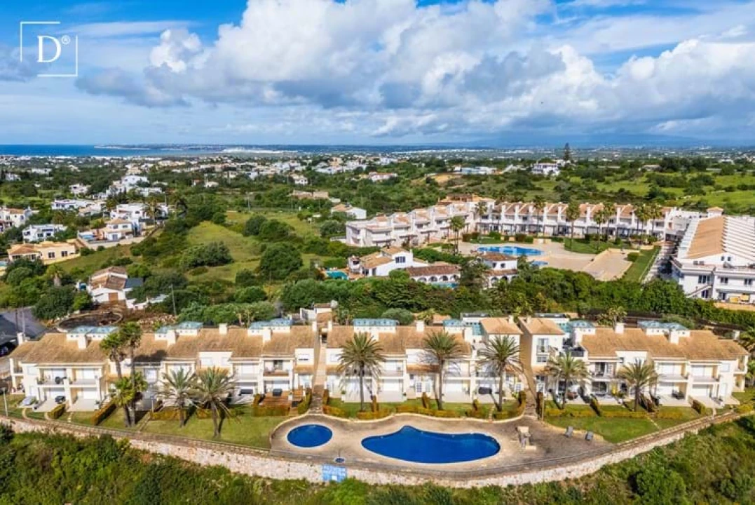 Moradia T3 para Venda em Albufeira e Olhos de Água Foto 5