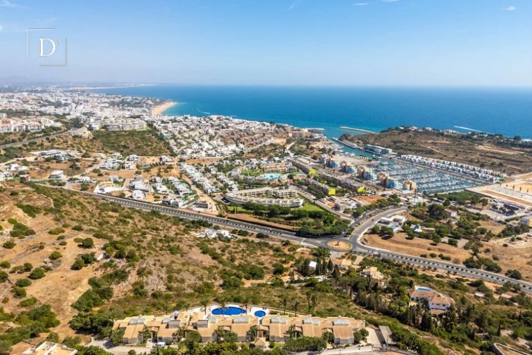Moradia T3 para Venda em Albufeira e Olhos de Água Foto 24