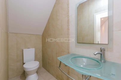 Apartamento T2 para Arrendamento em Santo António