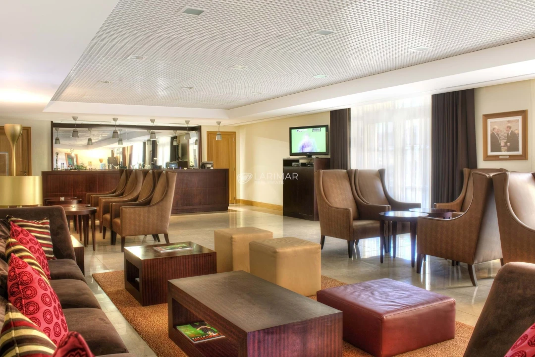 Apartamento T2 para Venda em Quarteira Foto 9