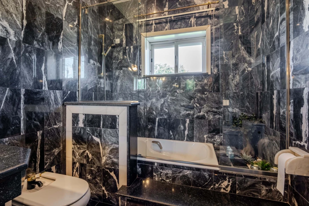 Moradia T6 para Venda em Folgosa Foto 37