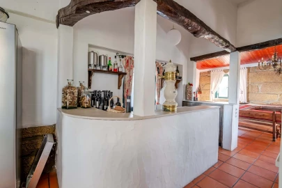 Moradia T6 para Venda em Folgosa