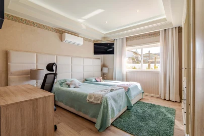 Moradia T6 para Venda em Folgosa