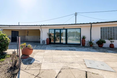 Moradia T6 para Venda em Folgosa