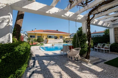 Moradia T6 para Venda em Folgosa