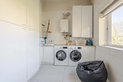 Moradia T6 para Venda em Folgosa