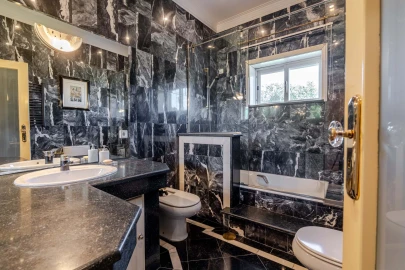 Moradia T6 para Venda em Folgosa