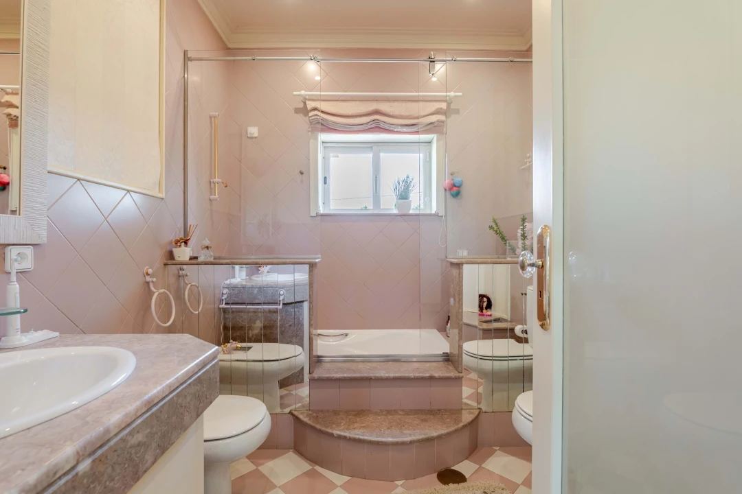 Moradia T6 para Venda em Folgosa Foto 63