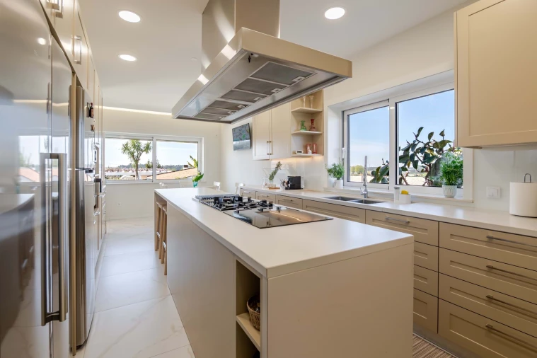 Moradia T6 para Venda em Folgosa Foto 73