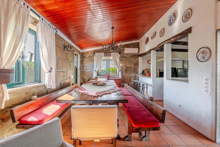 Moradia T6 para Venda em Folgosa Foto 85