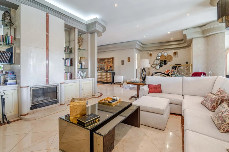 Moradia T6 para Venda em Folgosa Foto 53