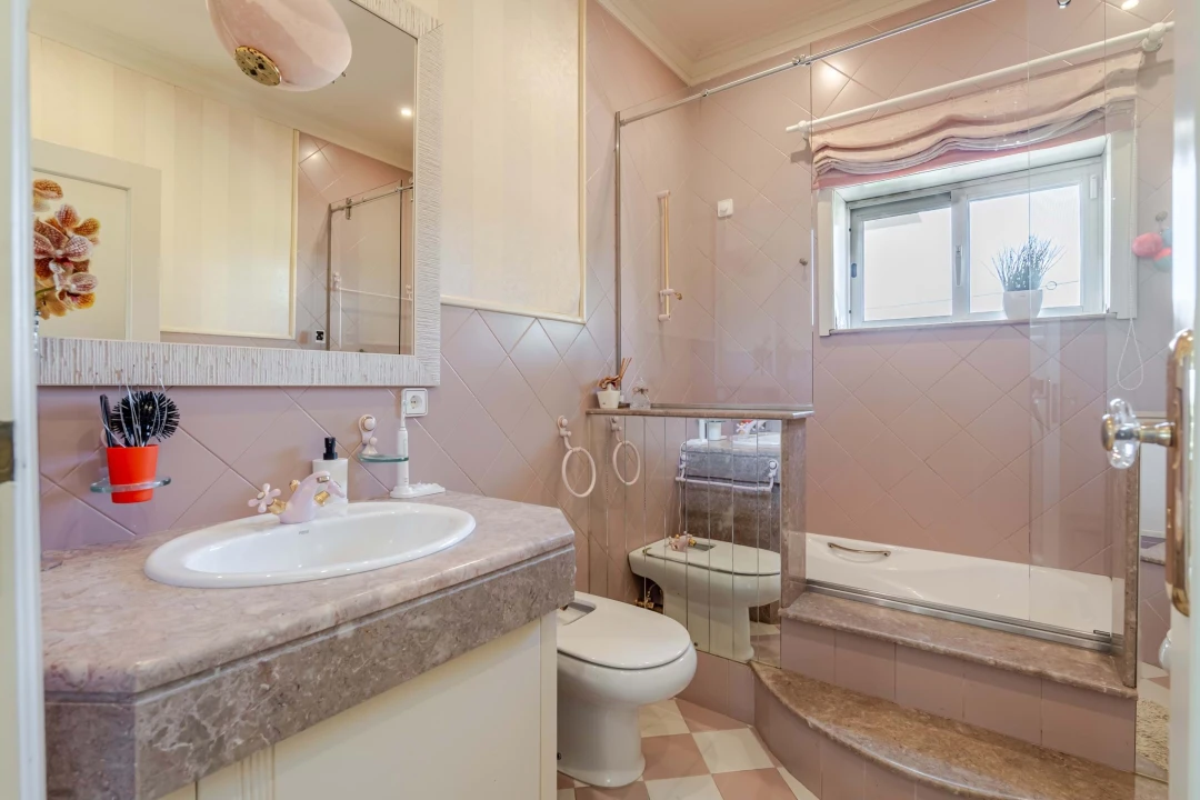 Moradia T6 para Venda em Folgosa Foto 62