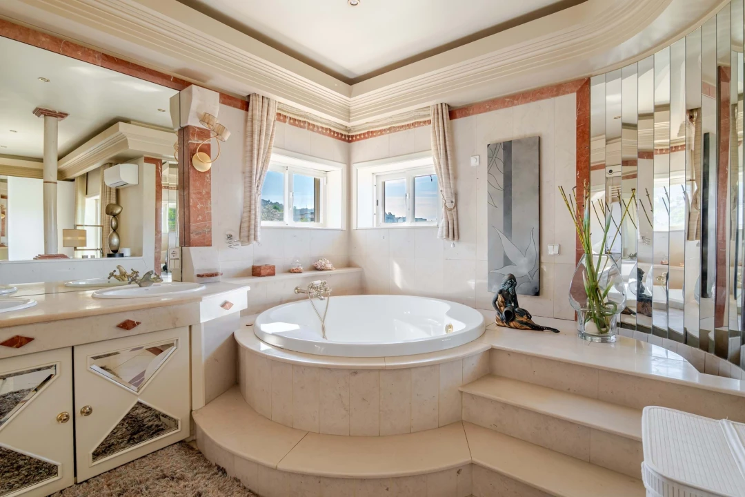 Moradia T6 para Venda em Folgosa Foto 60