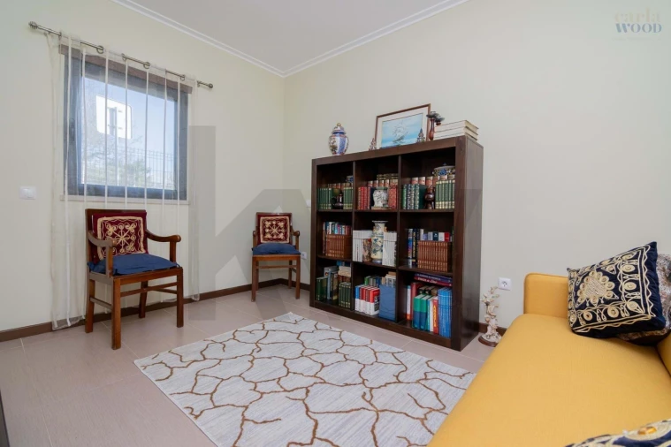 Moradia T3 para Venda em Guia Foto 7