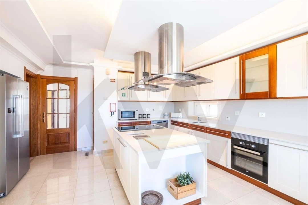 Moradia T4 para Arrendamento férias em Albufeira e Olhos de Água Foto 18