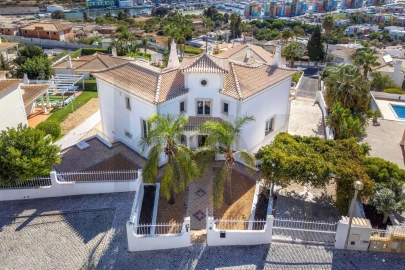 Moradia T4 para Arrendamento férias em Albufeira e Olhos de Água