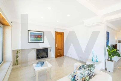 Moradia T4 para Arrendamento férias em Albufeira e Olhos de Água