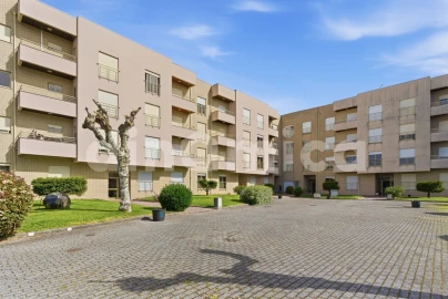 Apartamento T2 para Venda em Vermoim