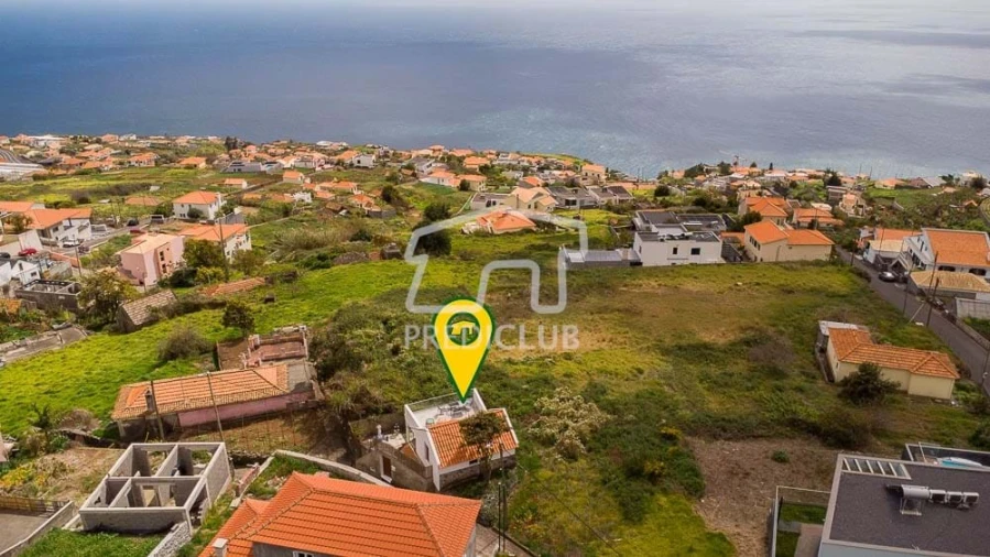 Terreno para Venda em Estreito da Calheta Foto 3
