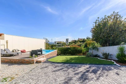 Moradia T3 para Venda em Torrados e Sousa