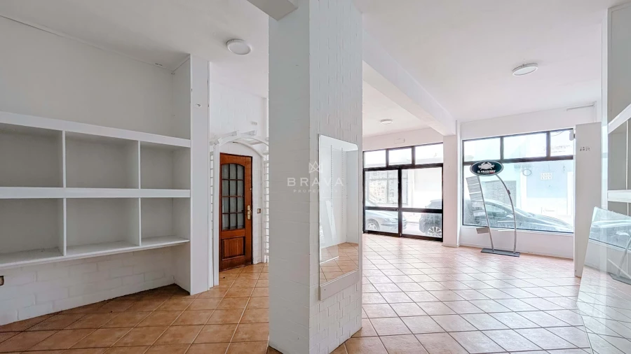 Negócio para Arrendamento em Armação de Pera Foto 5