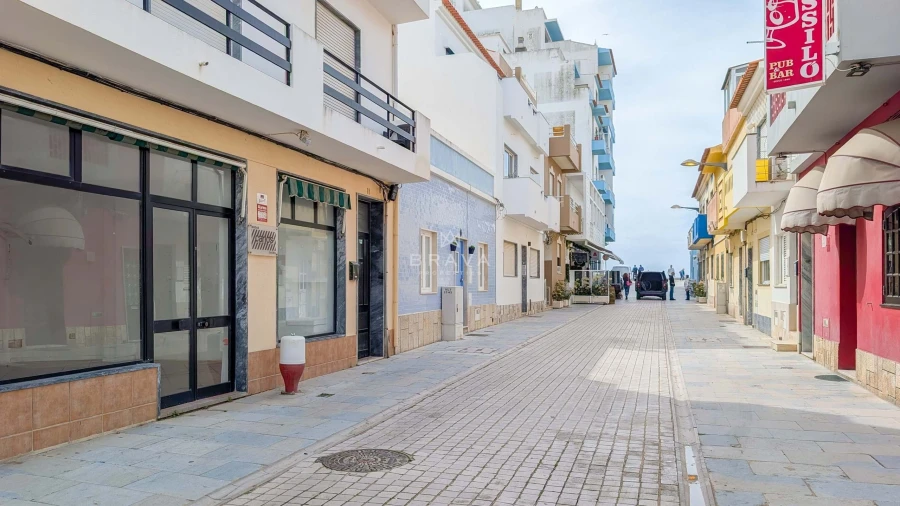 Negócio para Arrendamento em Armação de Pera Foto 12