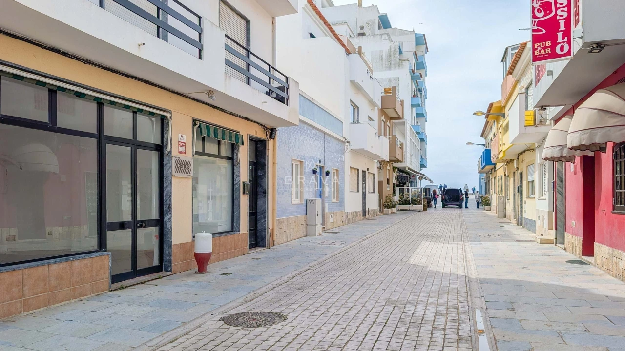 Negócio para Arrendamento em Armação de Pera Foto 12