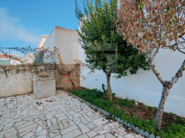 Moradia T4 para Venda em Vila Nova de São Bento e Vale de Vargo