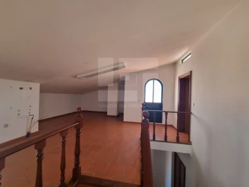 Moradia T4 para Venda em Vila Nova de São Bento e Vale de Vargo