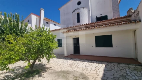 Moradia T4 para Venda em Vila Nova de São Bento e Vale de Vargo