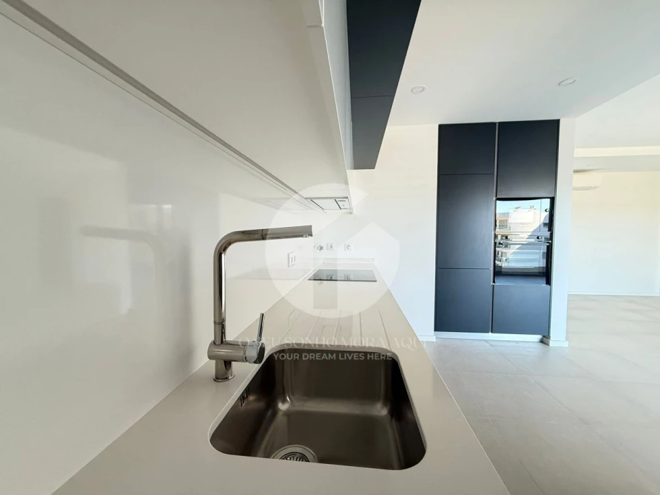 Apartamento T2 para Venda em Faro (Sé e São Pedro) Foto 13