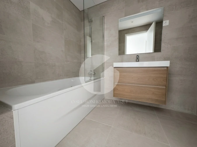 Apartamento T2 para Venda em Faro (Sé e São Pedro) Foto 20