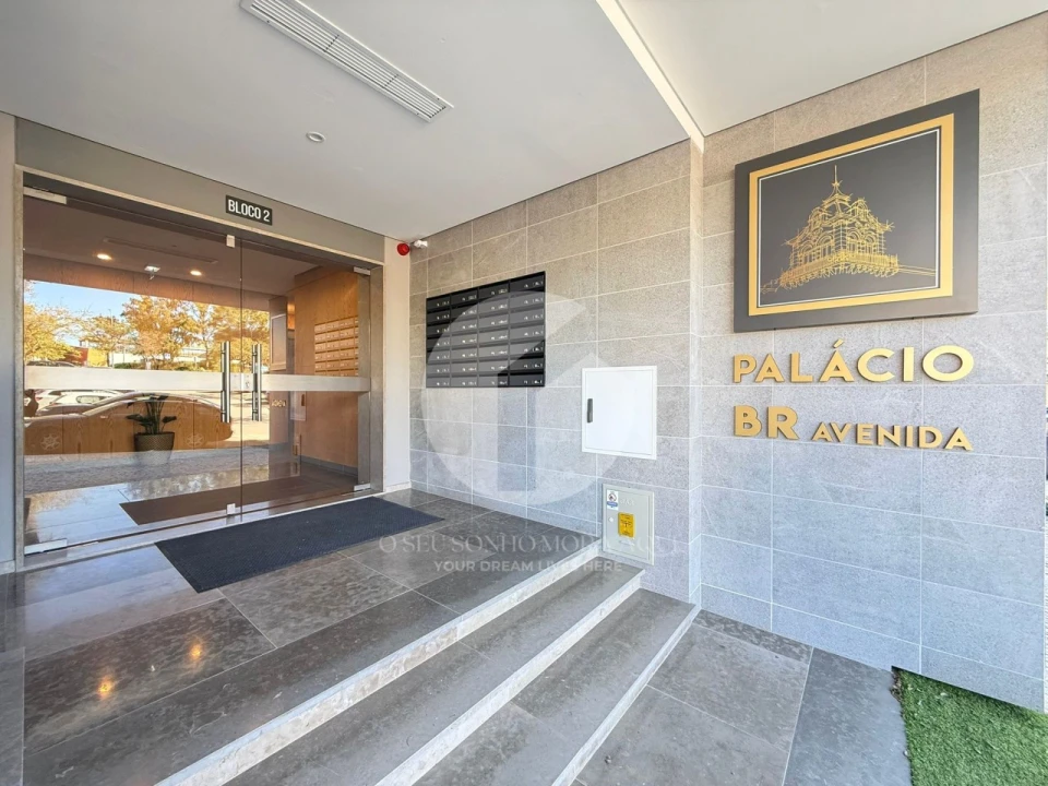 Apartamento T4 para Venda em Faro (Sé e São Pedro) Foto 7