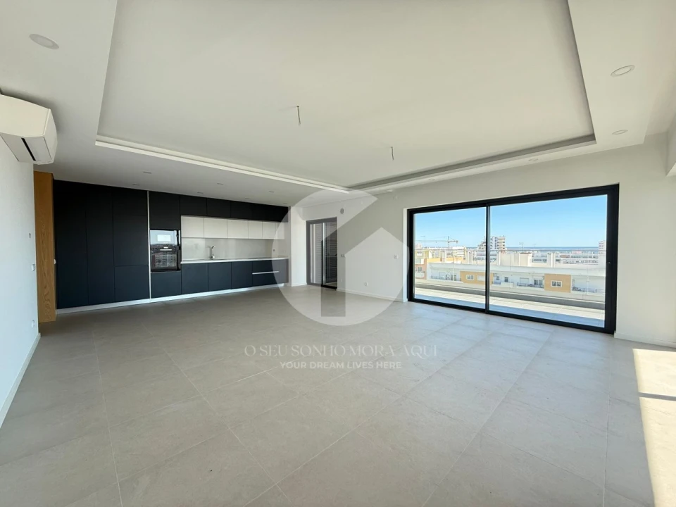 Apartamento T4 para Venda em Faro (Sé e São Pedro) Foto 11