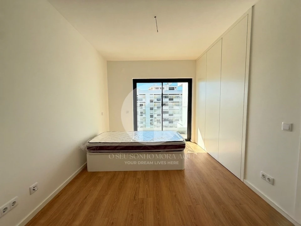 Apartamento T4 para Venda em Faro (Sé e São Pedro) Foto 20