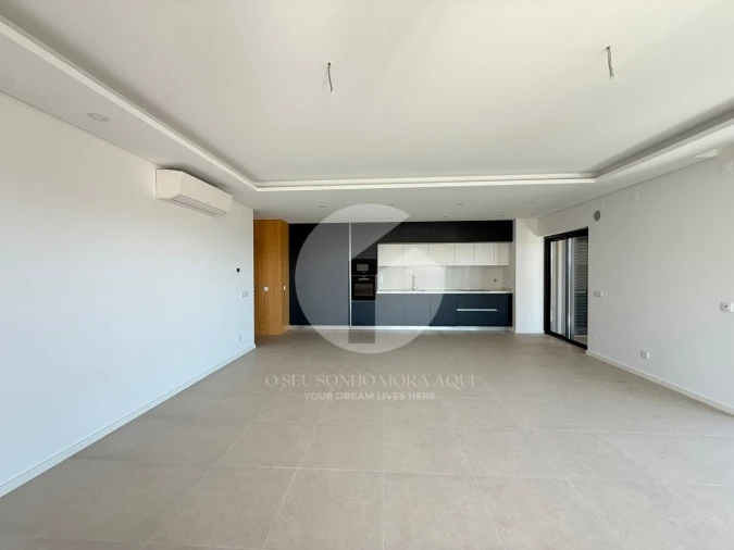 Apartamento T4 para Venda em Faro (Sé e São Pedro) Foto 12