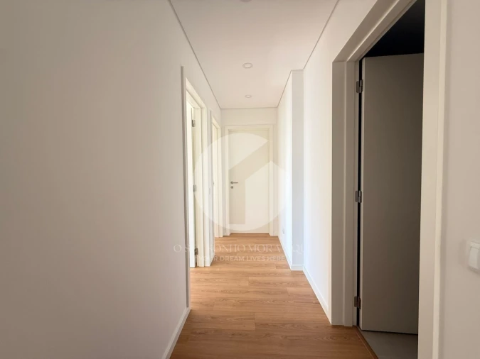 Apartamento T3 para Venda em Faro (Sé e São Pedro) Foto 17