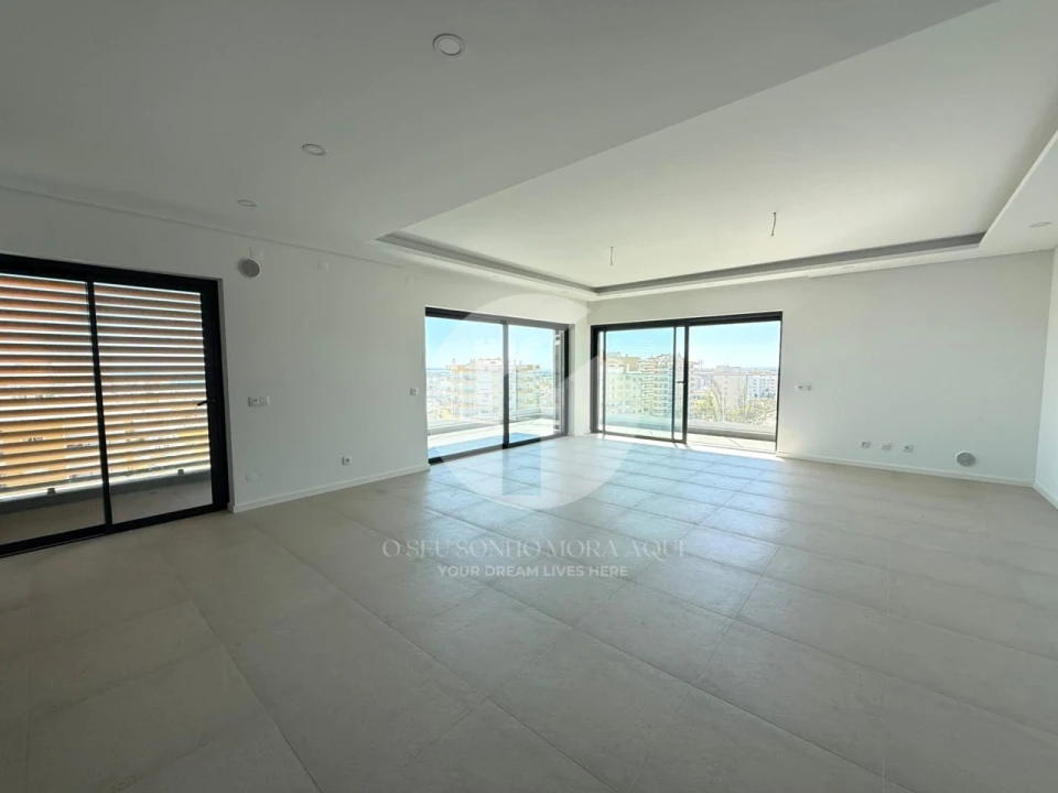 Apartamento T4 para Venda em Faro (Sé e São Pedro) Foto 14