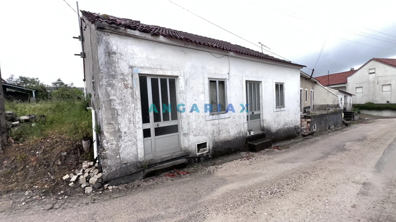 Moradia T2 para Venda em Urqueira Foto 2