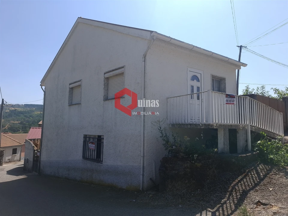 Moradia T2 para Venda em Foios Foto 1