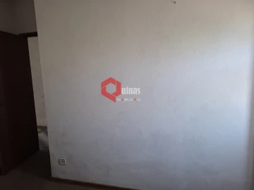 Moradia T2 para Venda em Foios