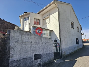 Moradia T2 para Venda em Foios