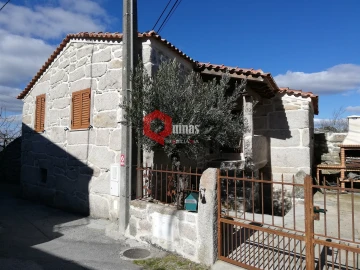 Moradia T2 para Venda em Jarmelo São Miguel