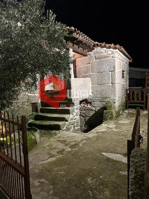 Moradia T2 para Venda em Jarmelo São Miguel