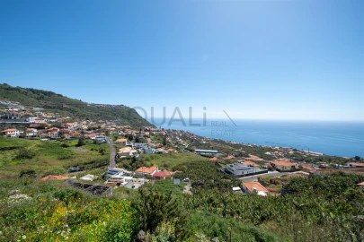 Terreno para Venda em Arco da Calheta