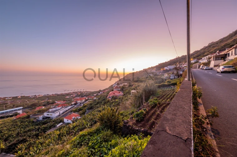 Terreno para Venda em Arco da Calheta Foto 7